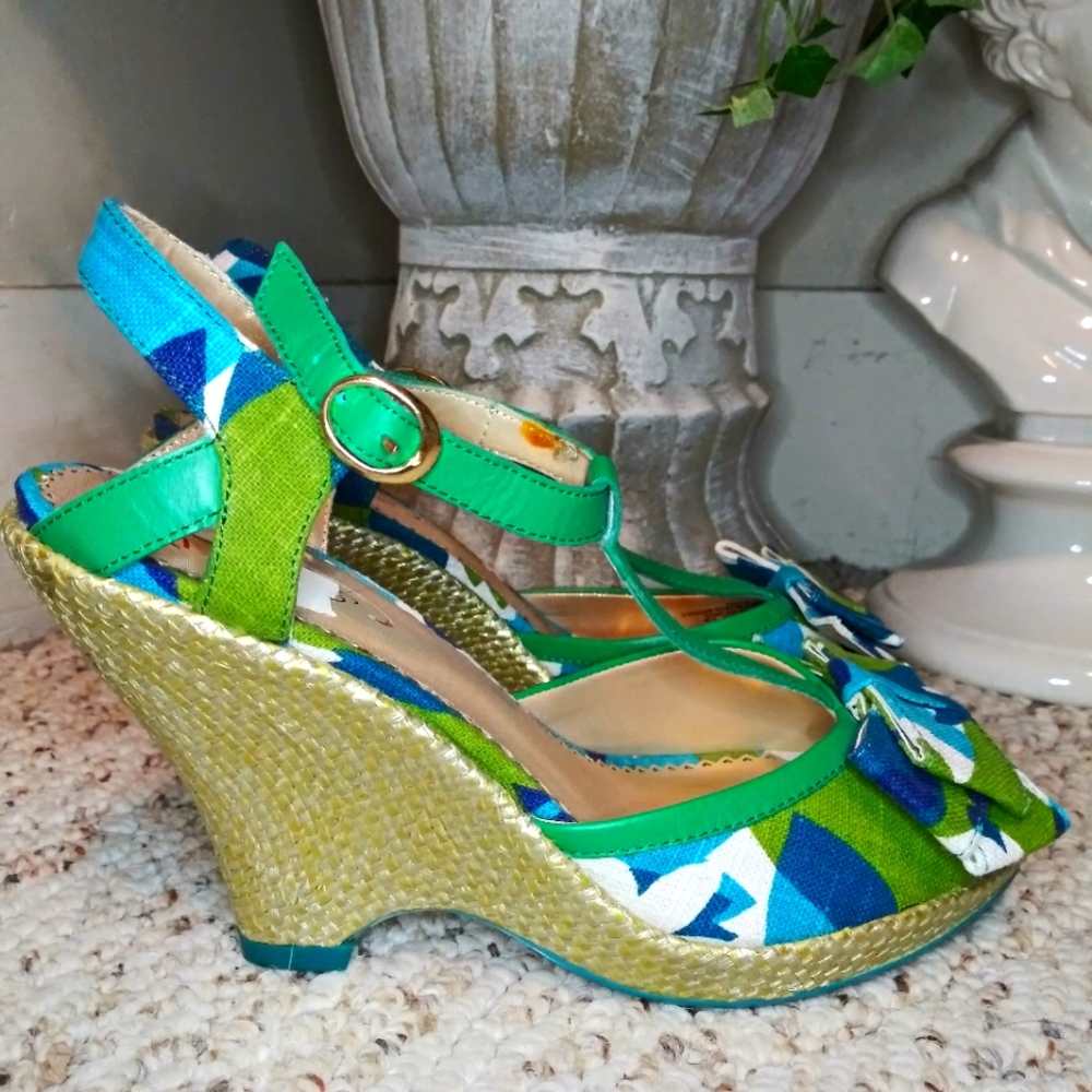Anthropologie Poetic Licence Behave Yourself Green/Blue Floral Wedge Sandals